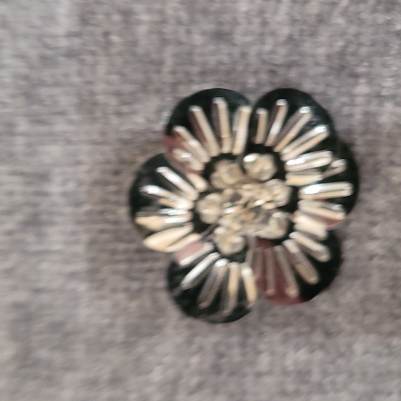 Gray sweater - Picture 3 of 3